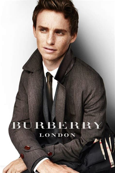 eddie redmayne mannequin burberry